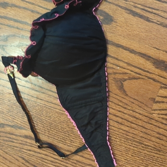 Carol Maloney black and pink ruffle sexy padded pretty bra sz 32D NWT - Picture 6 of 9